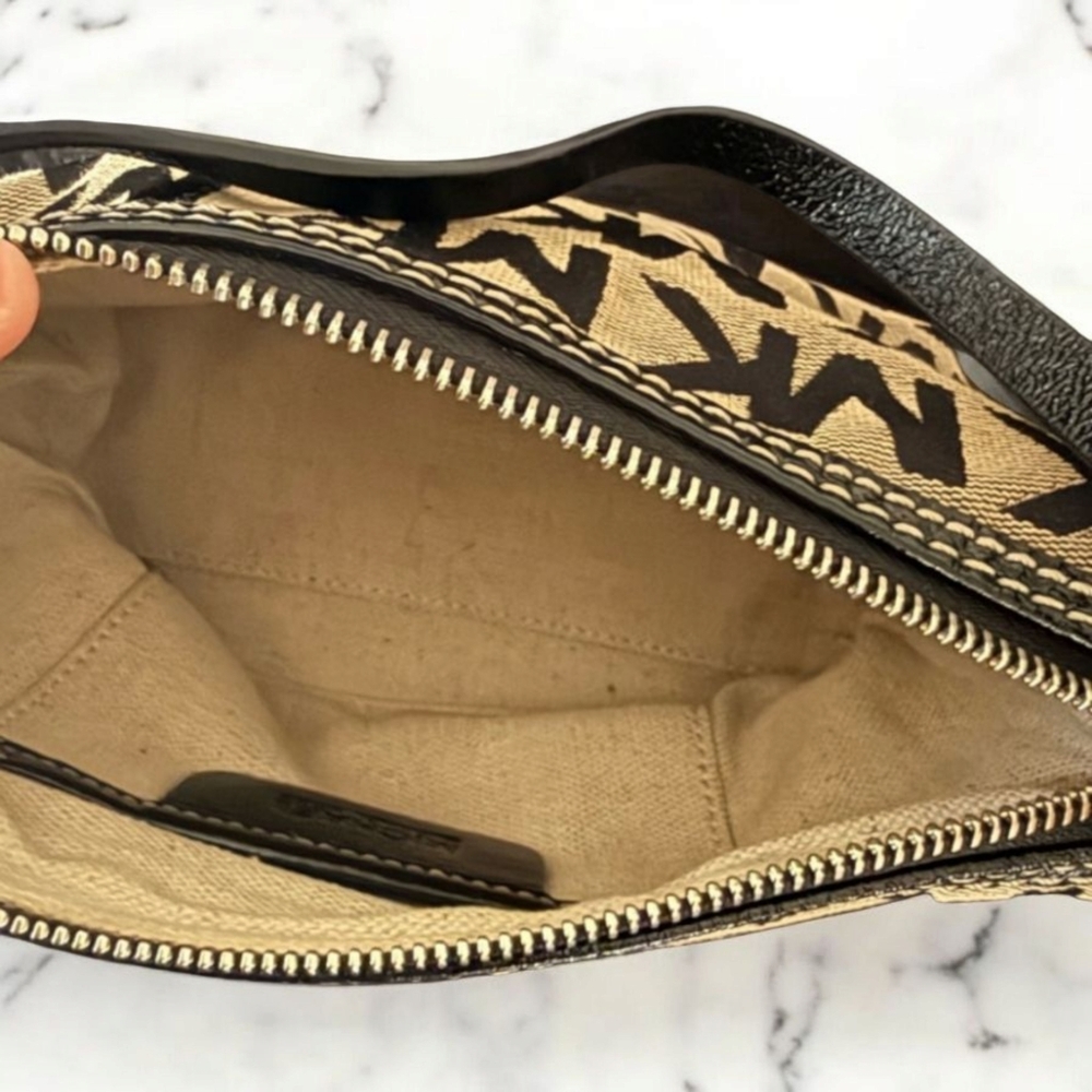 Michael Kors Black and‎ Gray Clutch - Picture 3 of 3